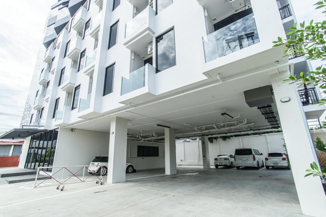 Sr Grand Hotel Chiangmai Chiang Mai Exterior photo